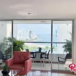 Amplio Apartamento Para Grupos Cerca Al Mar Por Parceros Group