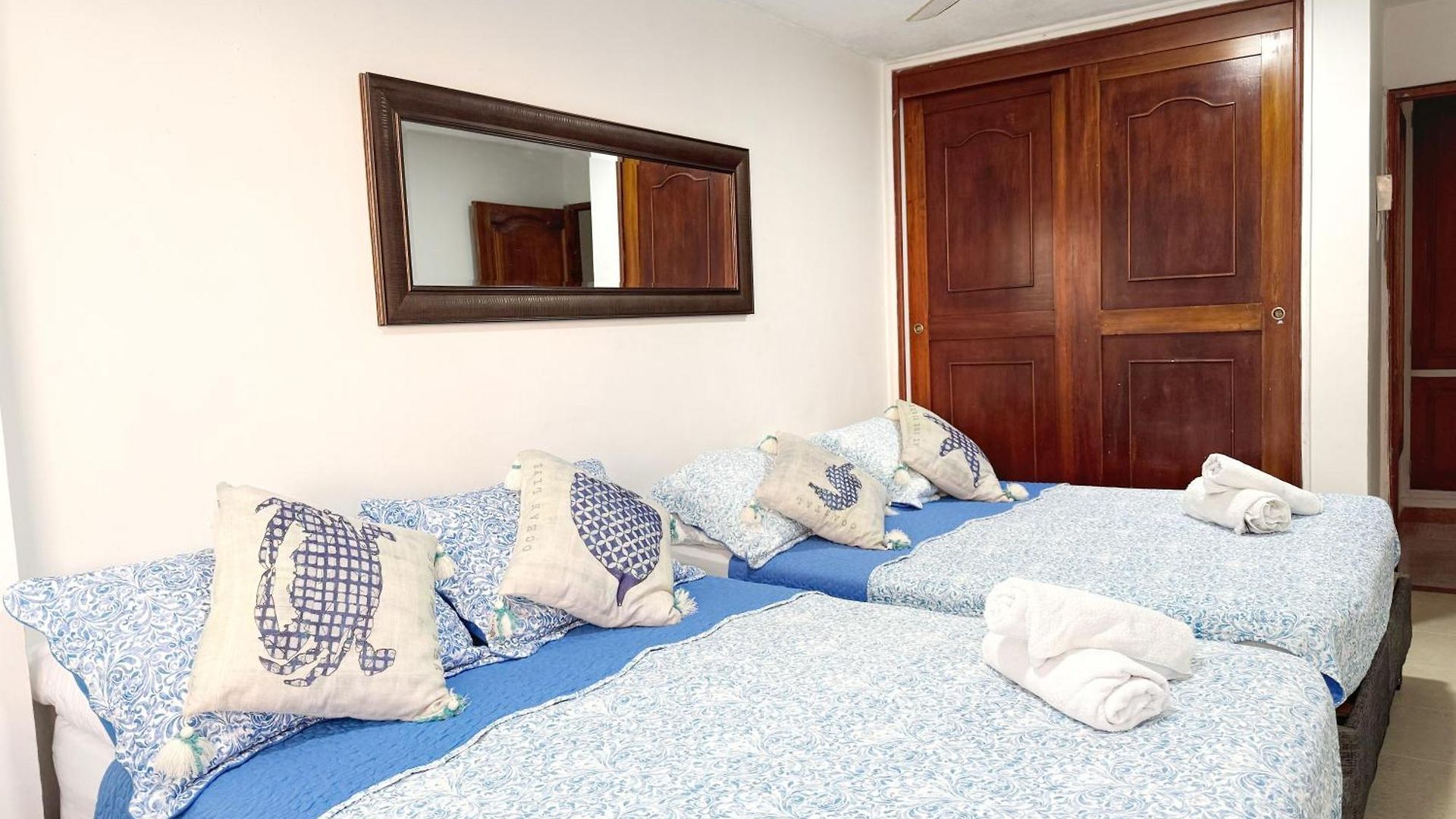 Amplio Grupos Cerca Al Mar Por Parceros Group Cartagena